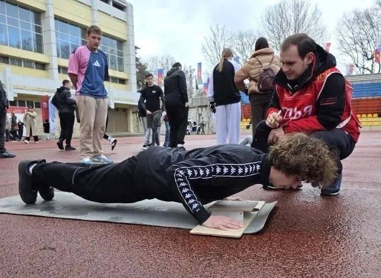 В Сочи состоялось открытие Зимнего фестиваля ГТО В Сочи состоялось открытие Зимнего фестиваля ГТО