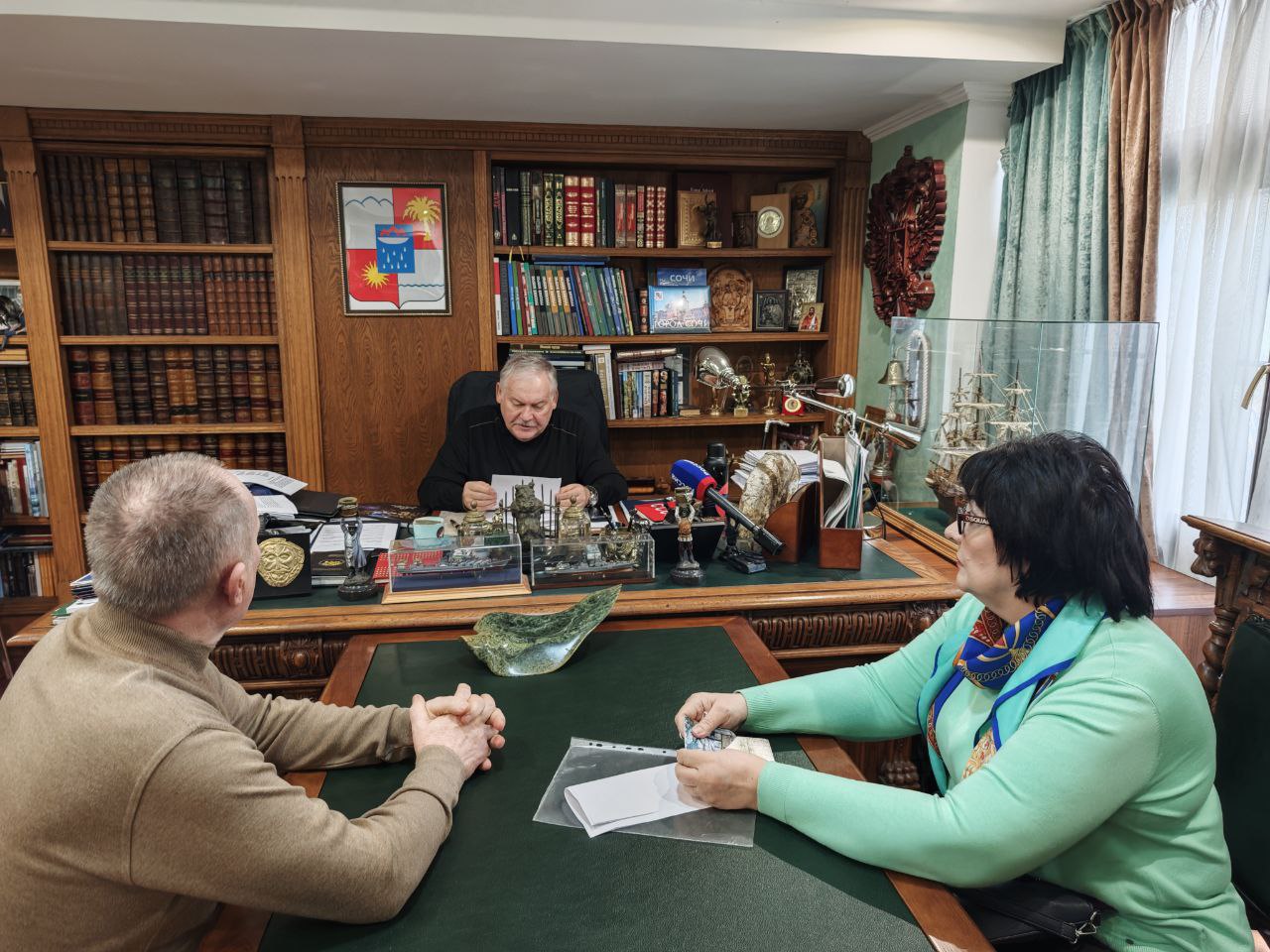 C 1 марта, с началом региональной депутатской недели Государственной Думы, Константин Затулин находится в Сочи, в своем избирательном округе C 1 марта, с началом региональной депутатской недели Государственной Думы, Константин Затулин находится в Сочи, в своем избирательном округе