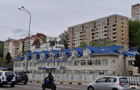 В Сочи проводится проверка после анонимного сообщения о возможном минировании всех трёх корпусов СГУ