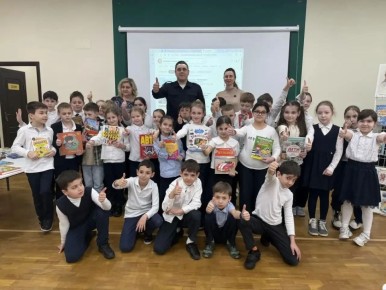 Безопасность на дорогах: сотрудники Госавтоинспекции г. Сочи встретились с юными участниками дорожного движения