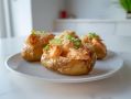 Запеченный картофель с креветками: легкость на столе