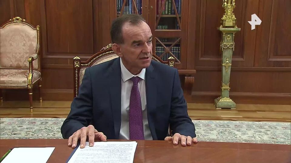 Вклад Краснодарского края в обеспечение продовольственной безопасности страны Владимир Путин отметил на встрече с губернатором Краснодарского края Вениамином Кондратьевым