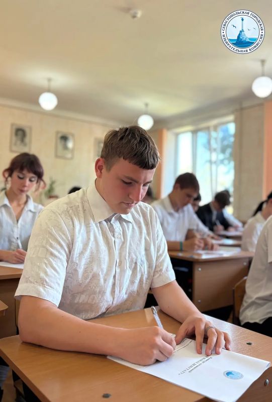 Продолжается конкурс сочинений «Мой наказ депутату» Продолжается конкурс сочинений «Мой наказ депутату»