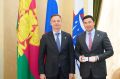 Глава Сочи Андрей Прошунин вручил удостоверения членам городской Общественной палаты нового созыва