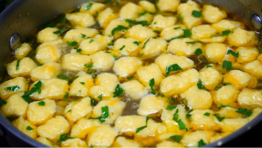 Суп с клецками, который покорит любое сердце