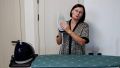 Как спасти вечерние наряды от поражающего блеска: простой способ вернуть вещи в идеальное состояние