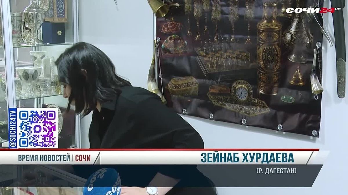 В гранд-отеле «Жемчужина» открылась 19 Mеждународная выставка ювелирных изделий и fashion-индустрии «Золотой сезон» и Фестиваль народных мастеров.