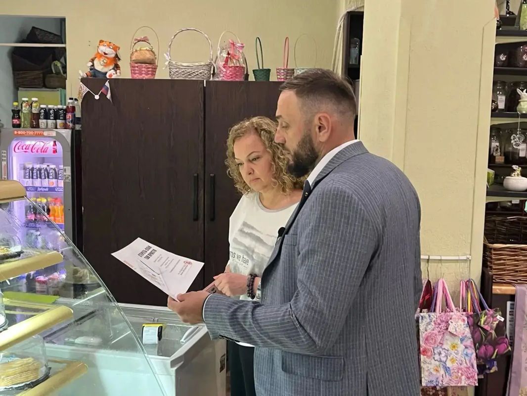 В Сочи проходят мониторинговые мероприятия с объектами потребительской сферы в рамках Всероссийской антинаркотической акции «Сообщи, где торгуют смертью» В Сочи проходят мониторинговые мероприятия с объектами потребительской сферы в рамках Всероссийской антинаркотической акции «Сообщи, где торгуют смертью»