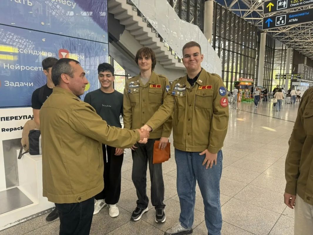 Сочинский Отряд «Аксиома» отправляется покорять Дальний Восток! Сочинский Отряд «Аксиома» отправляется покорять Дальний Восток!