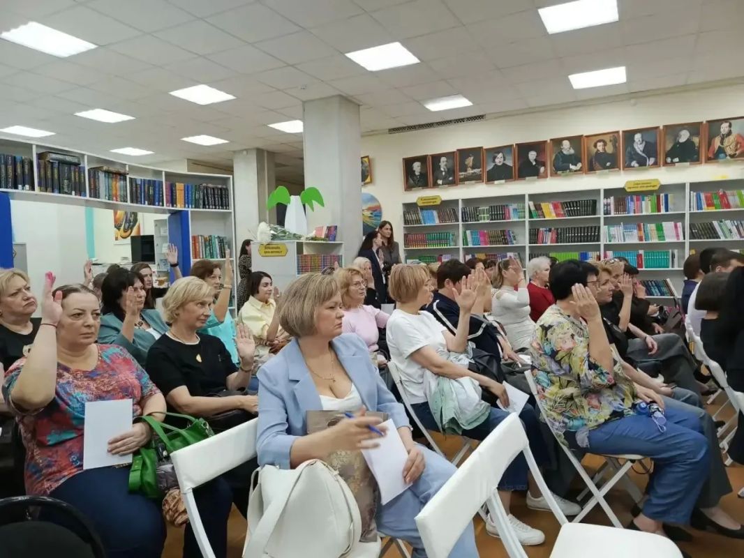 Приняла участие в XXIV внеочередной выборной конференции Сочинской городской организации Краснодарской краевой организации Общероссийского профессионального союза работников культуры Приняла участие в XXIV внеочередной выборной конференции Сочинской городской организации Краснодарской краевой организации Общероссийского профессионального союза работников культуры