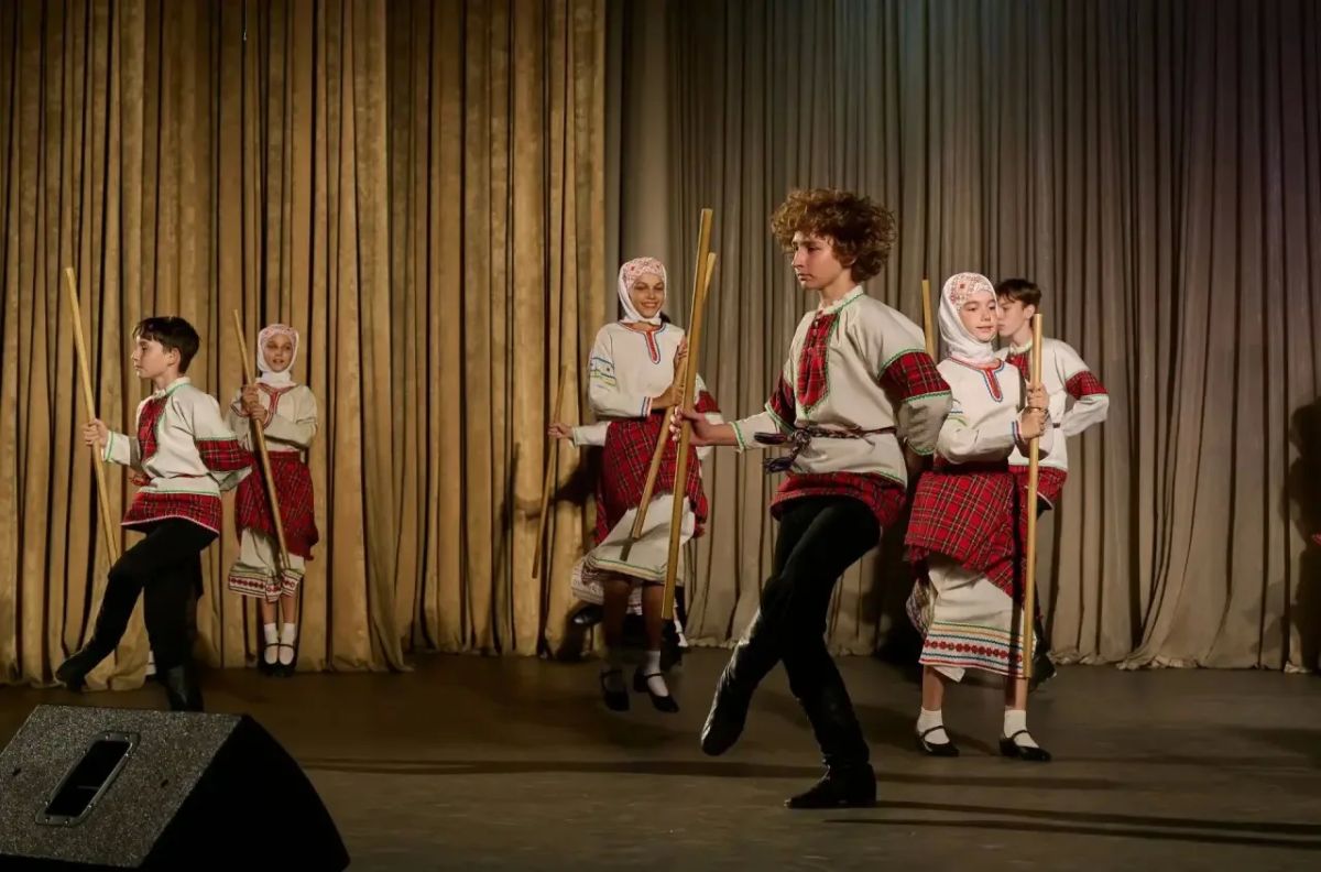 Национальная мозаика единства в РДК «Адлер» Национальная мозаика единства в РДК «Адлер»