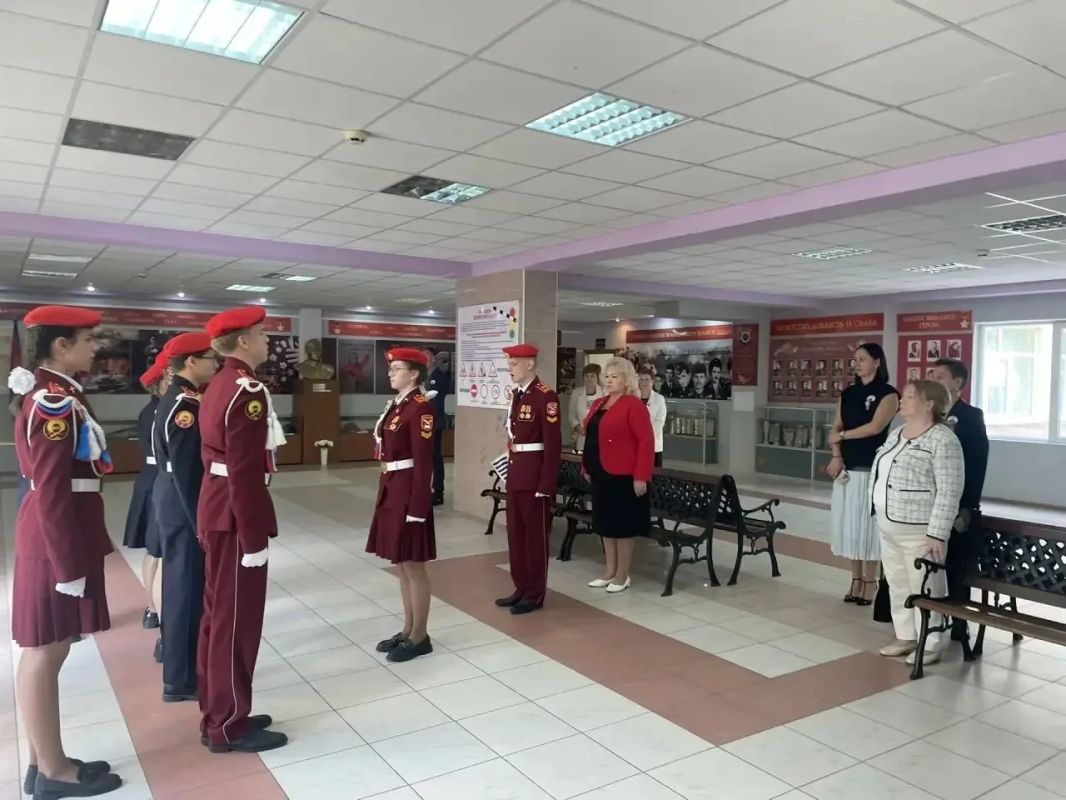 Школа № 75 в Лазаревском отмечает вековой юбилей Героя Советского Союза Алексея Малышева Школа № 75 в Лазаревском отмечает вековой юбилей Героя Советского Союза Алексея Малышева