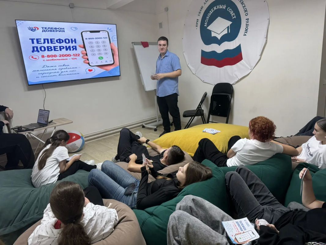 29 сентября в молодежном центре «Вершина Аутль» состоялась профилактическая площадка «Выбор есть» для активистов молодежного совета Лазаревского района и несовершеннолетних состоящих на различных видах профилактических учетов 29 сентября в молодежном центре «Вершина Аутль» состоялась профилактическая площадка «Выбор есть» для активистов молодежного совета Лазаревского района и несовершеннолетних состоящих на различных видах профилактических учетов