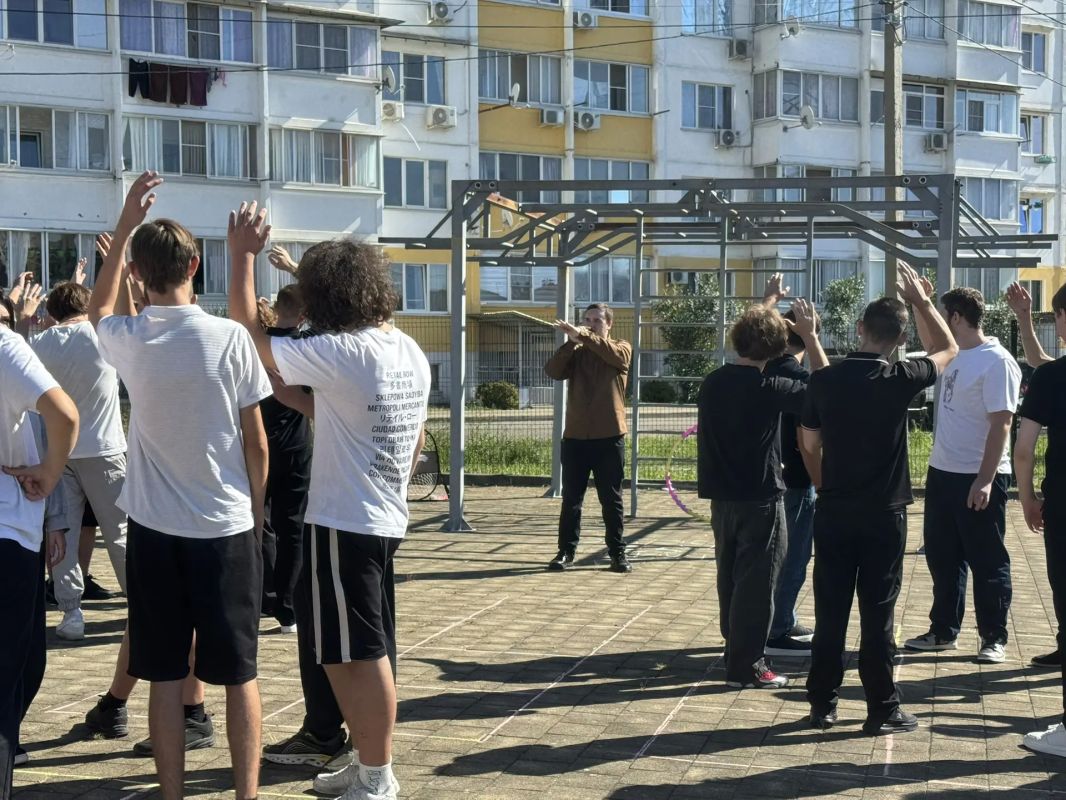 В Лазаревском прошёл спортивный квест «Спорт для чайников» В Лазаревском прошёл спортивный квест «Спорт для чайников»