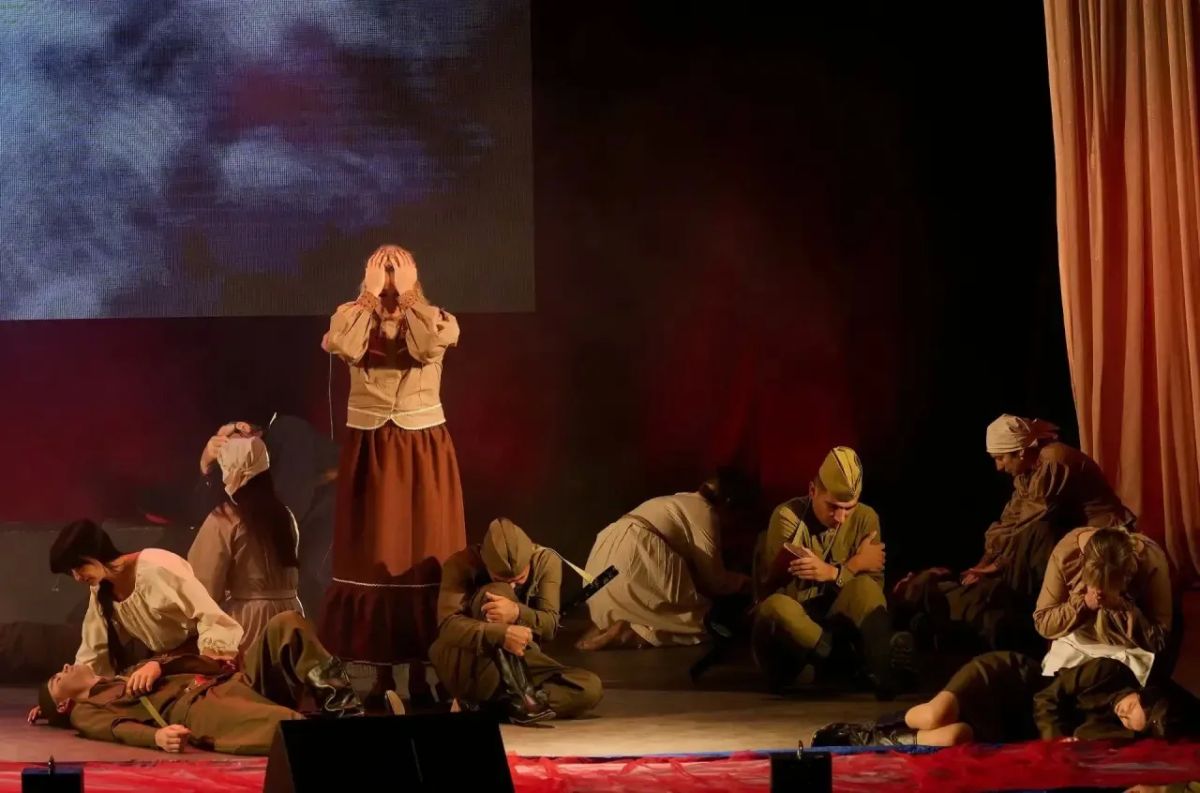 В Районном Доме культуры «Адлер» прошёл городской театрализованный концерт «Кубань В Районном Доме культуры «Адлер» прошёл городской театрализованный концерт «Кубань