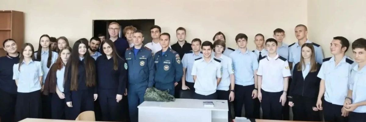 В Кубанском юридическом полицейском колледже прошёл мастеркласс по гражданской обороне для будущих юристов и полицейских В Кубанском юридическом полицейском колледже прошёл мастеркласс по гражданской обороне для будущих юристов и полицейских
