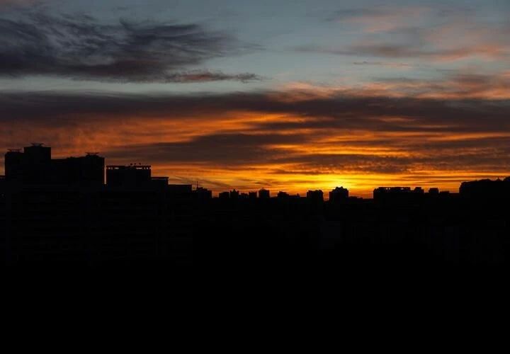 В аэропорту Сочи упали обломки БПЛА, при атаке на аэропорт в Саудовской Аравии погибли 12 человек: что произошло, пока вы спали