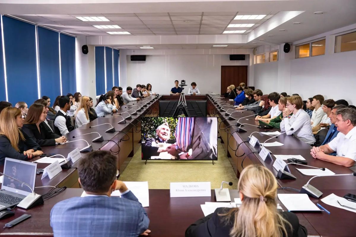 В СочиГУ прошёл международный молодёжный круглый стол «Вторая мировая В СочиГУ прошёл международный молодёжный круглый стол «Вторая мировая