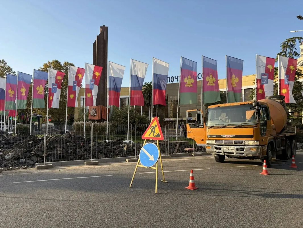 В Сочи продолжается обновление дорожной инфраструктуры В Сочи продолжается обновление дорожной инфраструктуры