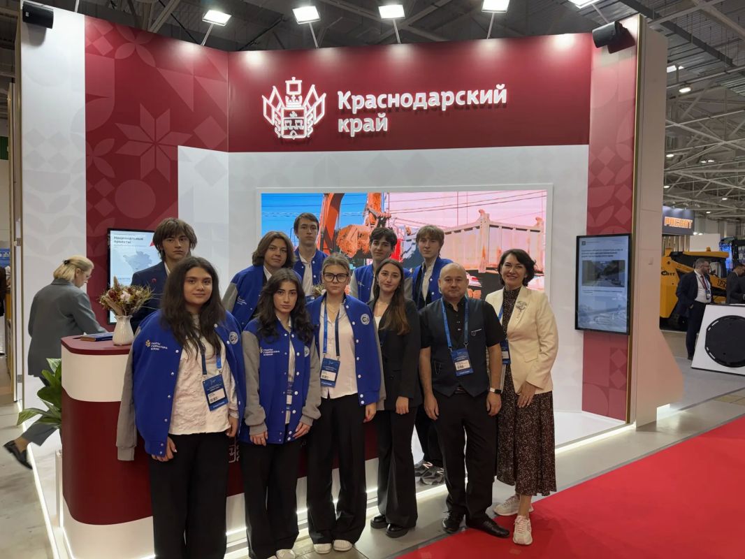 Второй день международной выставки «Дорога 2027» Второй день международной выставки «Дорога 2027»