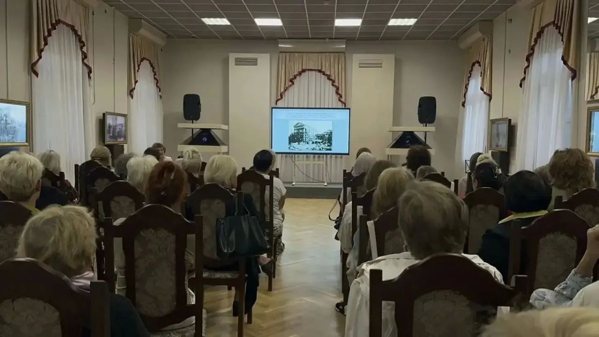 В Сочинском художественном музее имени Д. Д. Жилинского состоялся вечер памяти И. В. Жолтовского и А. Д. Метелева. Мероприятие приурочено к 90-летию памятника федерального значения «Дом Уполномоченного ВЦИК» (1935–1936 годы) В Сочинском художественном музее имени Д. Д. Жилинского состоялся вечер памяти И. В. Жолтовского и А. Д. Метелева. Мероприятие приурочено к 90-летию памятника федерального значения «Дом Уполномоченного ВЦИК» (1935–1936 годы)