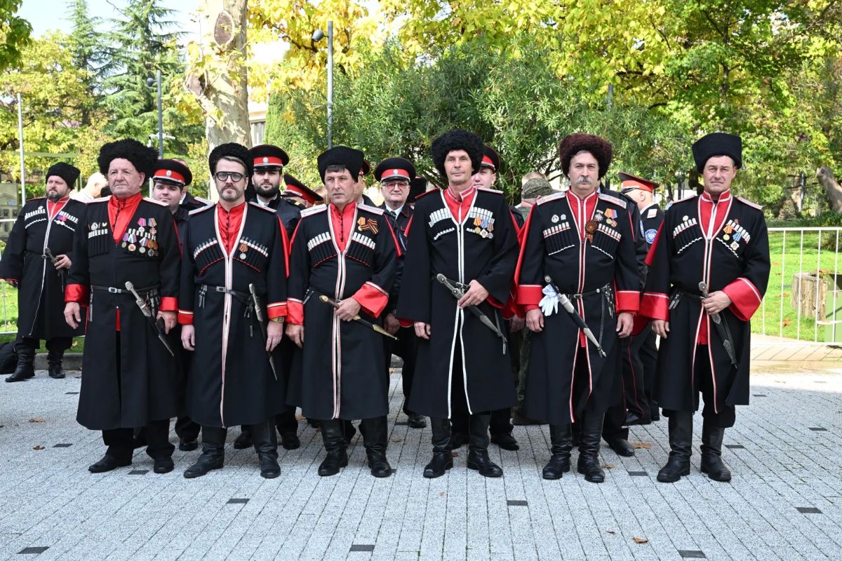 В Сочи прошло торжественное мероприятие в честь Дня образования Кубанского казачьего войска В Сочи прошло торжественное мероприятие в честь Дня образования Кубанского казачьего войска