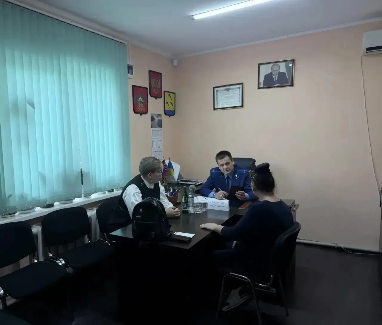 Заместителем Сочинского межрайонного природоохранного прокурора Хисматовым Артуром Сергеевичем проведен личный прием граждан в поселке Шепси Туапсинского муниципального округа