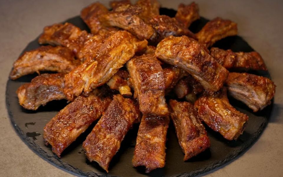 Свиные ребра в духовке: секреты хрустящей корочки и насыщенного вкуса